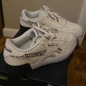 Brand new black and white reebok